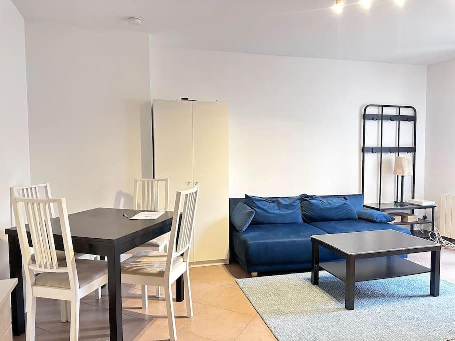 Appartement F3, 2 Chambres Иври сюр Сен Екстериор снимка